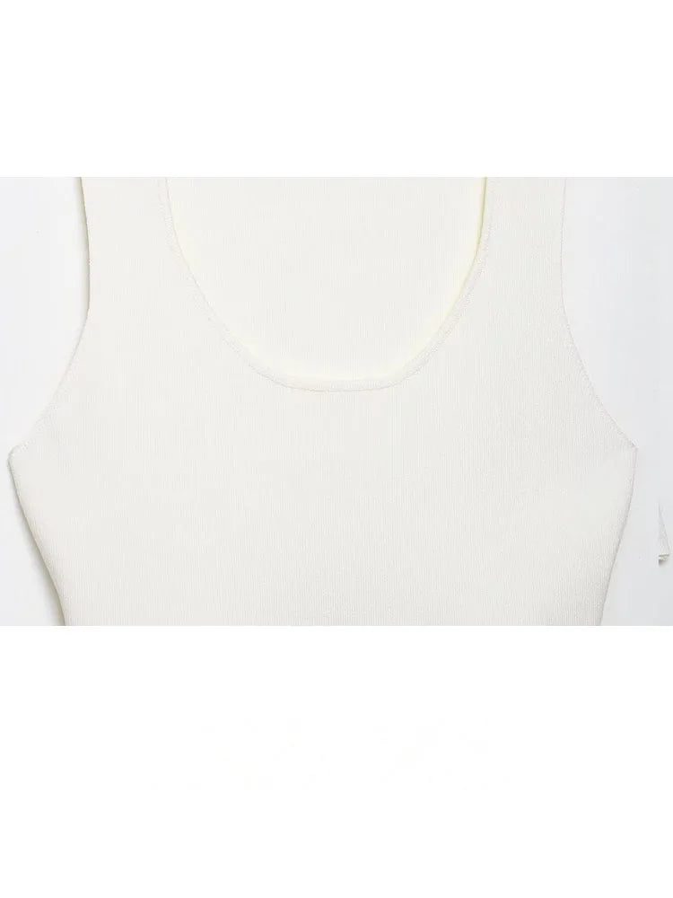 Conjunto Falda Femenina con Chaleco Sin Mangas