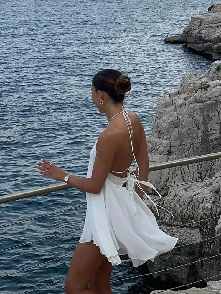 Vestido blanco con volantes